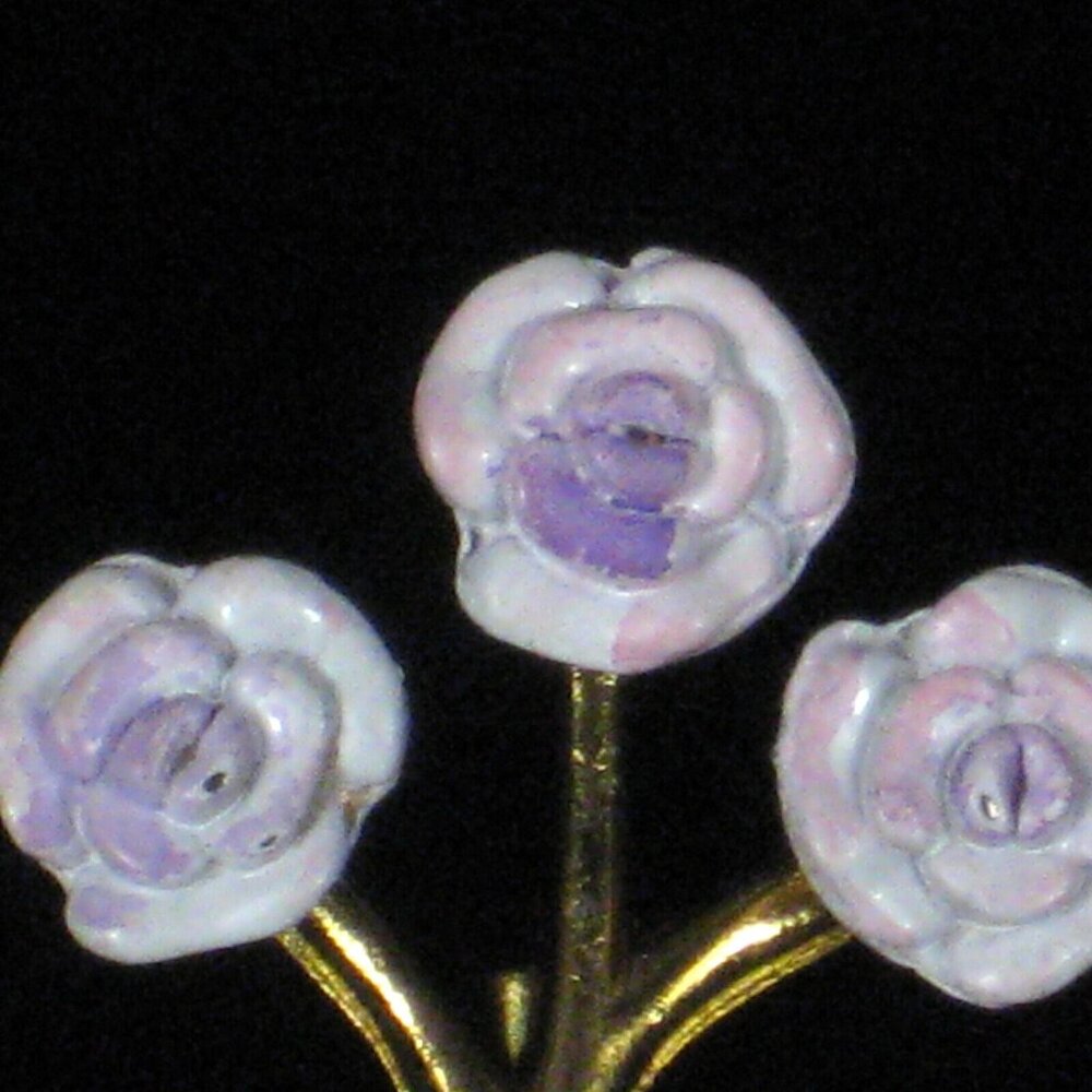 Vintage Estate Brooch 1 In Pin Jewelry Flower Purple Pink 1960s Goldtone MOD - Picture 4 of 5
